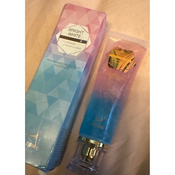 NEW Bright White‎ Niacinamide Whitening Toothpaste, Peppermint, Viral on Tiktok - Picture 9 of 11